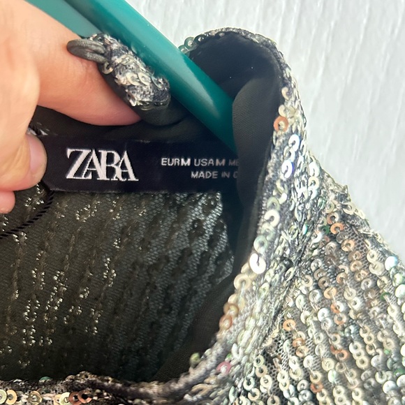 Beautiful sparkly dress from Zara only worn a few times in perfect condition - Picture 2 of 2